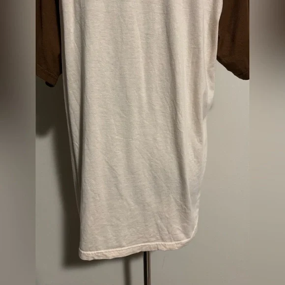 EUC Pusheen Brown and Cream Catpusheeno Graphic T-Shirt size medium - Picture 7 of 8